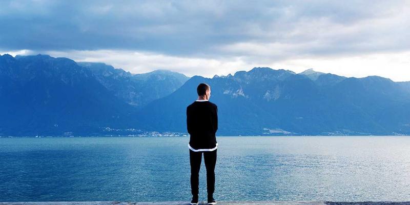 遗留系统现代化：重构、重写还是替换？德软信息为您解析企业核心软件升级最优解